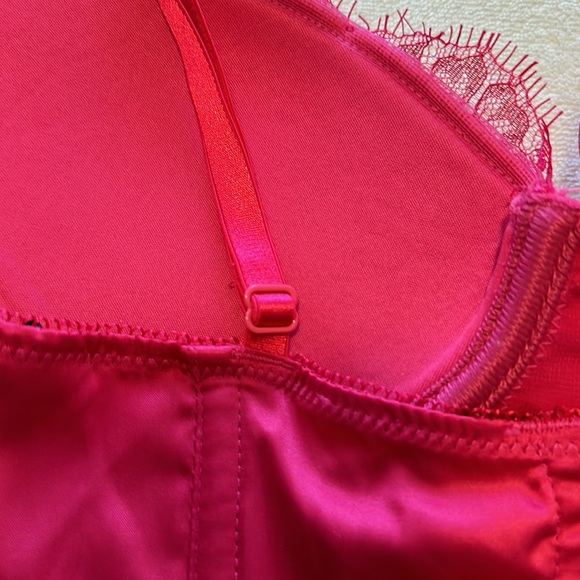 Victoria’s Secret Sexy Little Things 34 B Hot Pink Corset NWOT - Picture 5 of 12